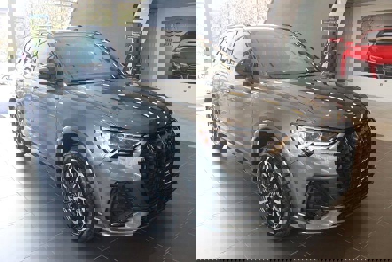 Certified 2025 Audi Q3 2.0T Premium Plus image 1