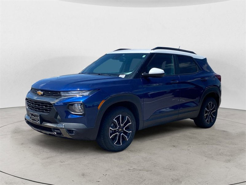 Used 2023 Chevrolet TrailBlazer ACTIV w/ Sun and Liftgate Package image 1