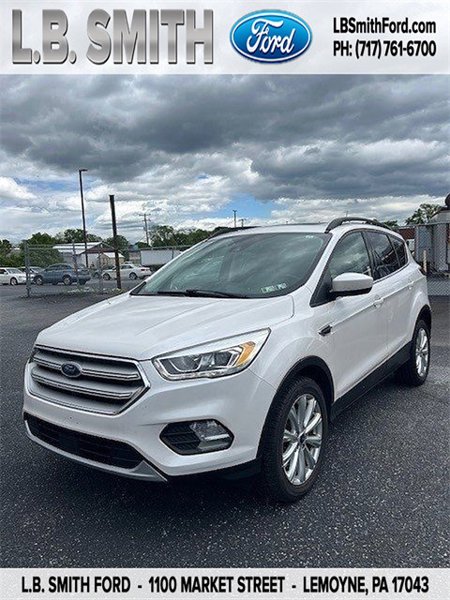 Used 2019 Ford Escape SEL image 1