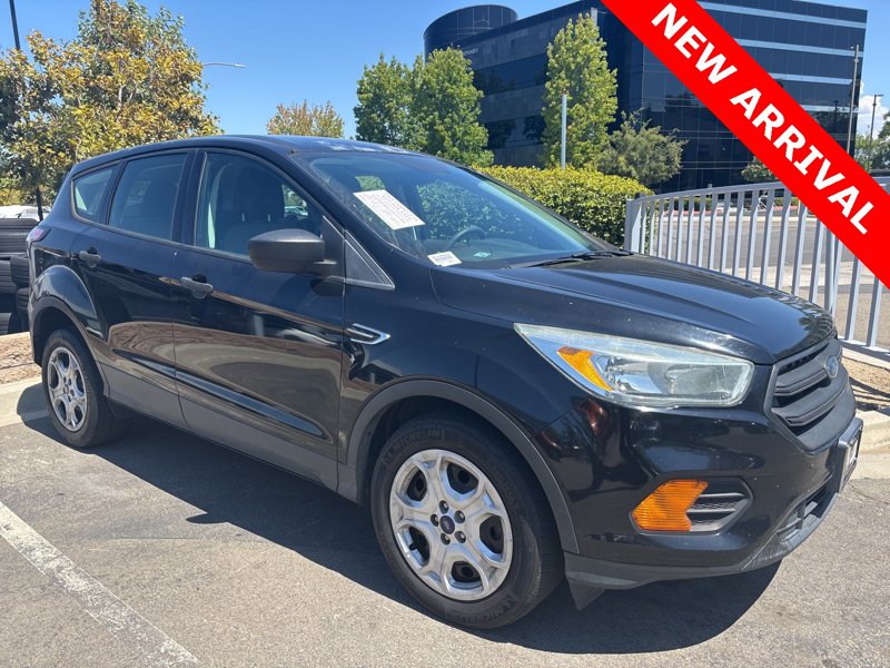 Used 2017 Ford Escape S image 1