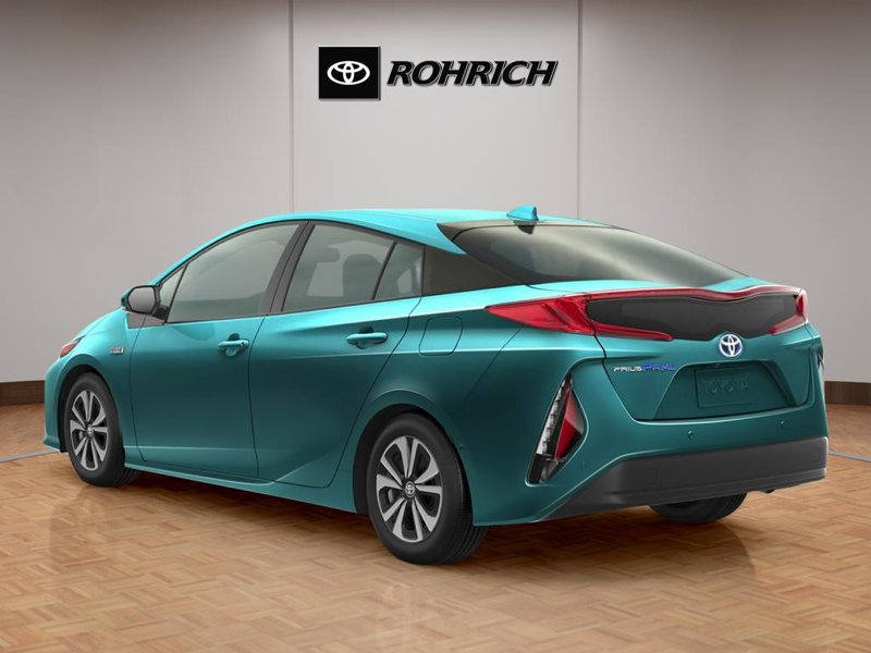 Used 2018 Toyota Prius Prime Premium image 1