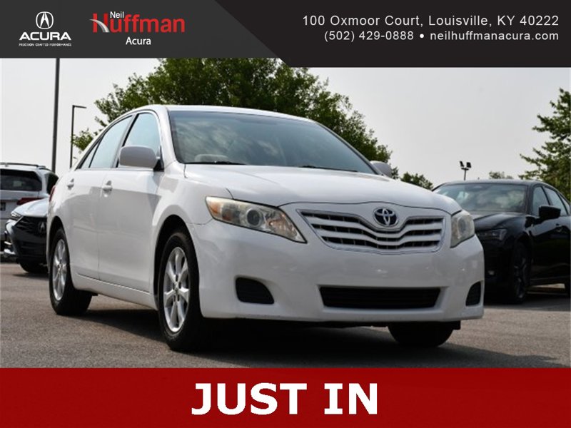 Used 2011 Toyota Camry image 1