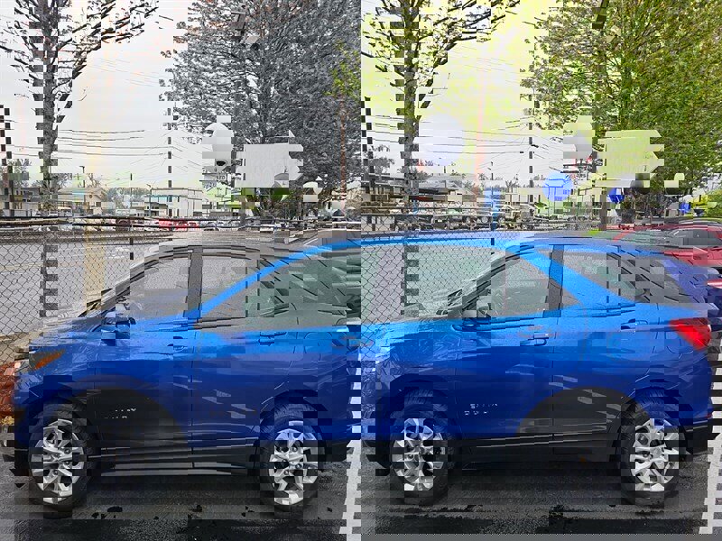 Used 2019 Chevrolet Equinox LS image 1