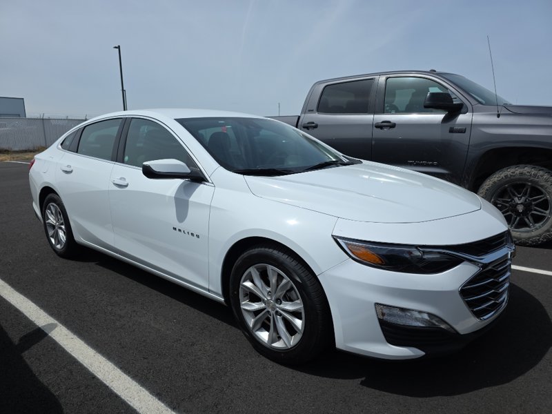 Used 2023 Chevrolet Malibu LT image 1