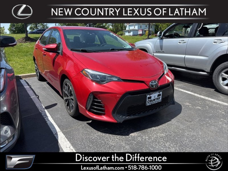 Used 2018 Toyota Corolla SE image 1