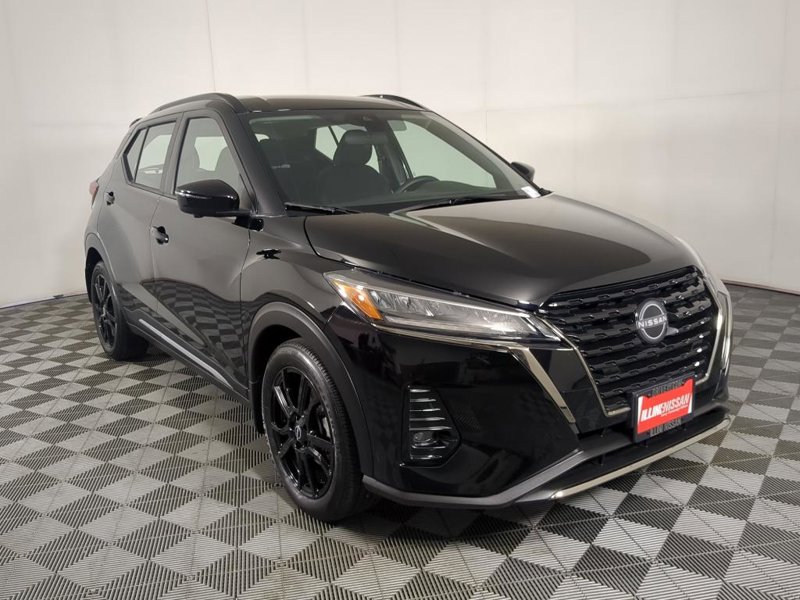 Certified 2024 Nissan Kicks SR image 1