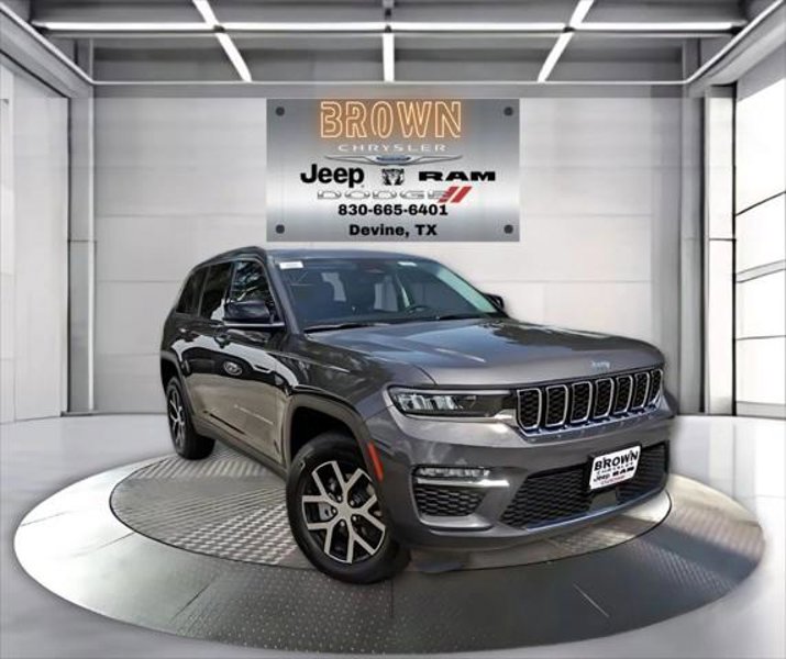 Certified 2023 Jeep Grand Cherokee Limited image 1