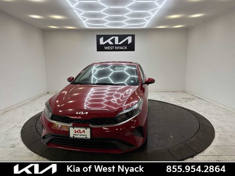 Certified 2022 Kia Forte LXS w/ LXS Technology Package image 1