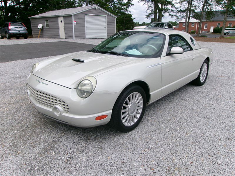 Used 2005 Ford Thunderbird 50th Anniversary image 1