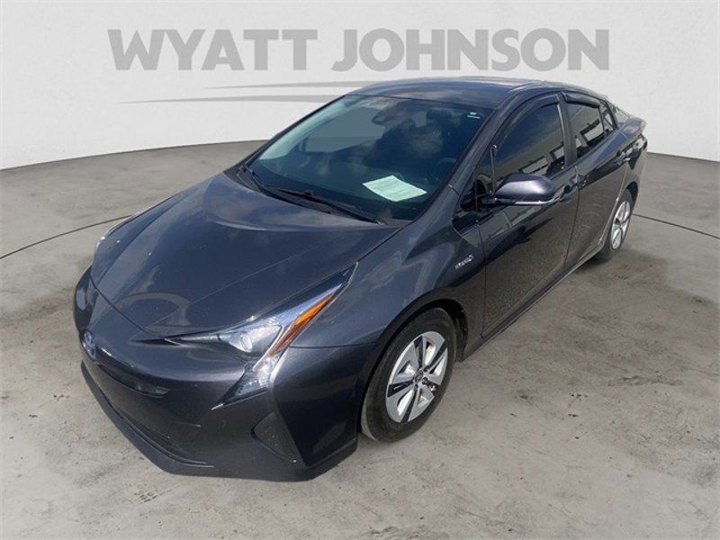 Used 2018 Toyota Prius Four image 1