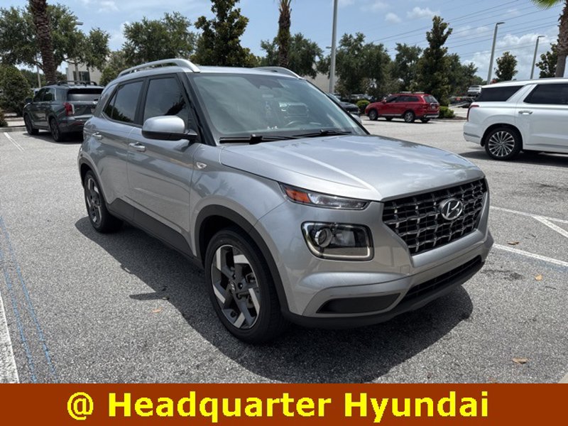 Certified 2023 Hyundai Venue SEL image 1