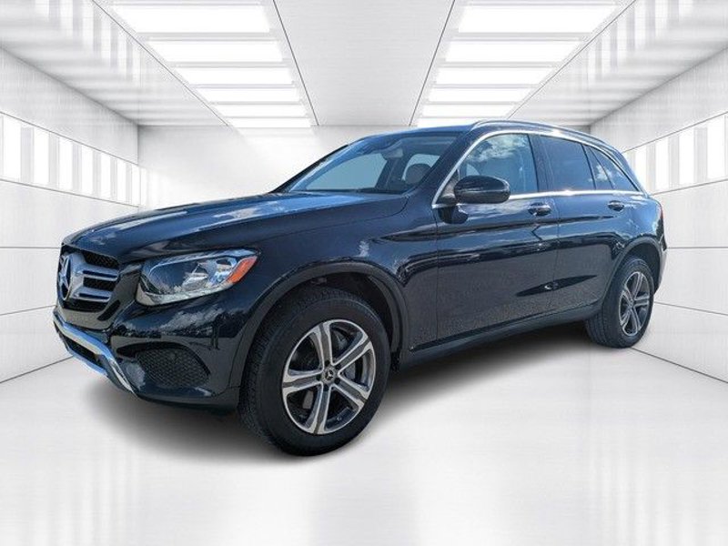 Used 2019 Mercedes-Benz GLC 300 image 1