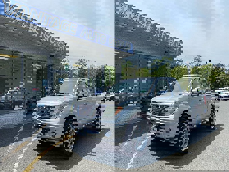 Used 2006 Nissan Frontier XE w/ (G01) XE Preferred Pkg image 1