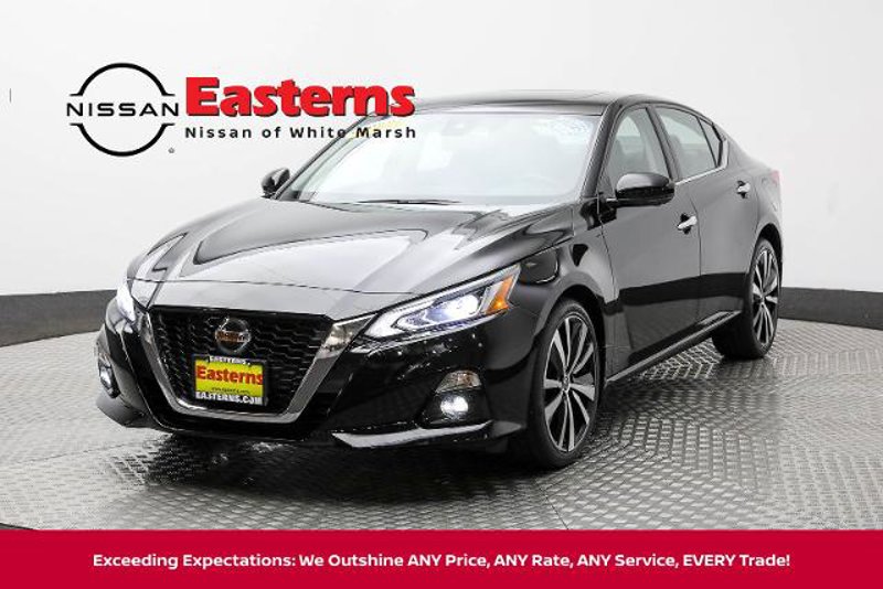 Certified 2022 Nissan Altima 2.5 Platinum image 1