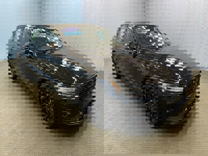 Certified 2024 Volvo S60 B5 Plus image 1