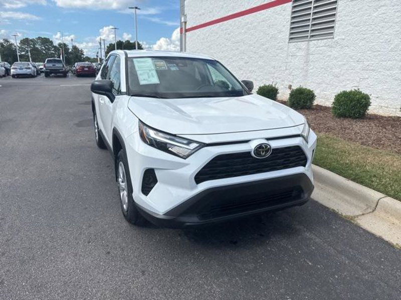 Certified 2025 Toyota RAV4 LE image 1