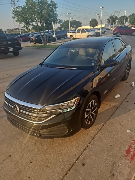 Used 2022 Volkswagen Jetta S image 1