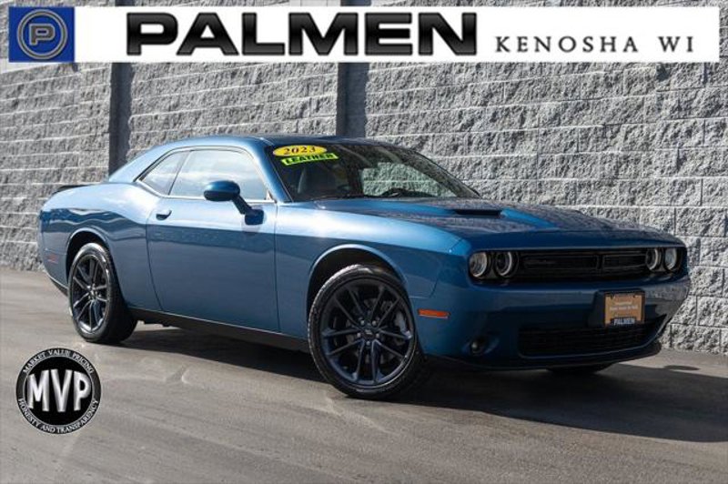 Certified 2023 Dodge Challenger SXT w/ Plus Package image 1