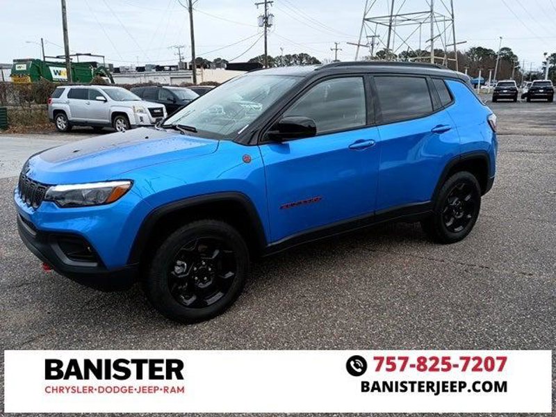 Certified 2023 Jeep Compass Trailhawk w/ Trailhawk Elite Group image 1