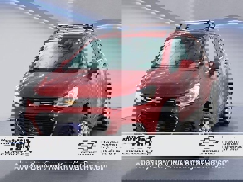 Used 2020 Chevrolet Trax LT w/ LT Convenience Package image 1