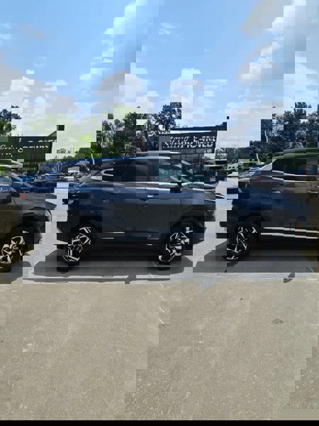 Certified 2023 Kia Sportage LX image 1