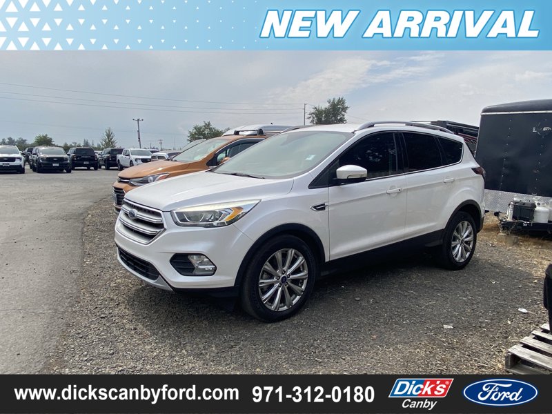 Used 2017 Ford Escape Titanium image 1