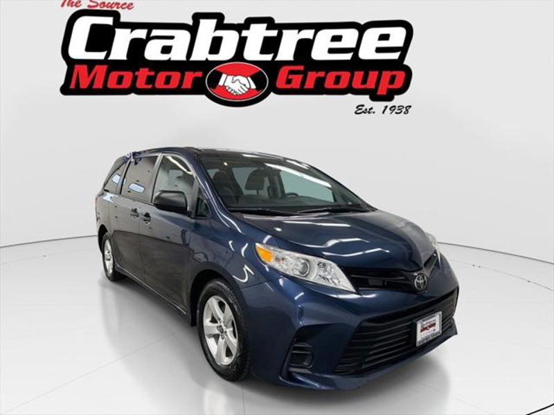 Certified 2020 Toyota Sienna L image 1