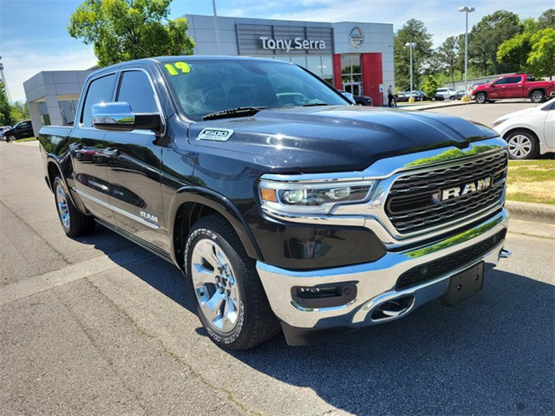 Used 2019 RAM 1500 Limited image 1