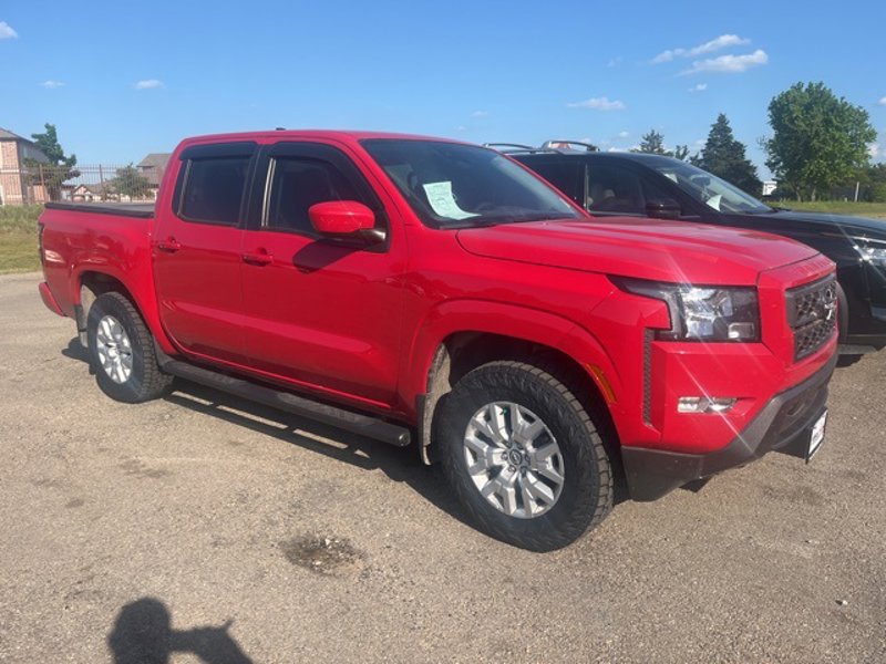 Certified 2022 Nissan Frontier SV image 1