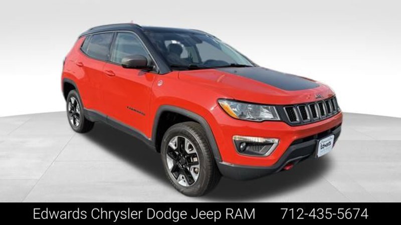 Used 2018 Jeep Compass Trailhawk w/ Navigation Group image 1