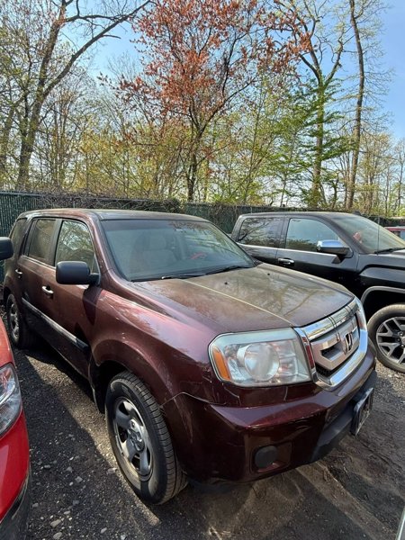 Used 2011 Honda Pilot LX image 1