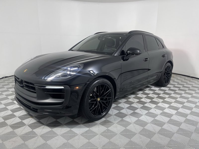 Certified 2023 Porsche Macan GTS image 1