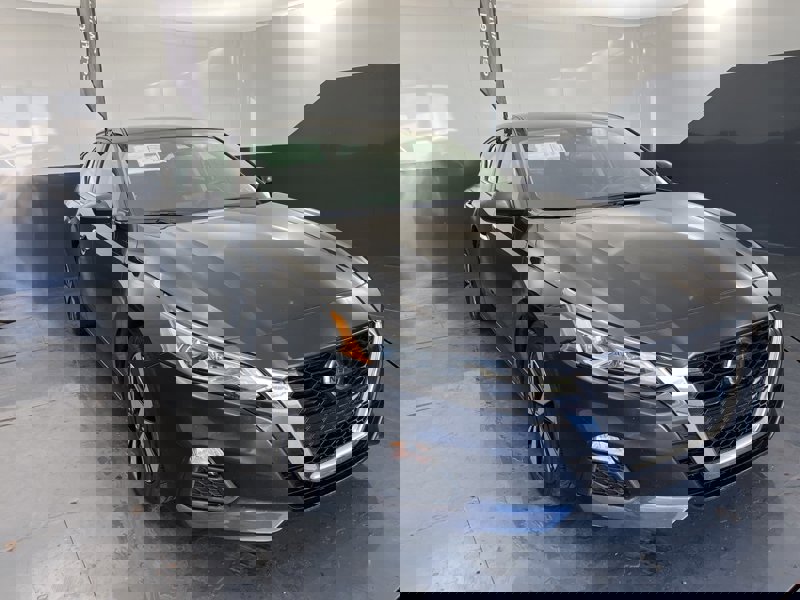 Certified 2022 Nissan Altima 2.5 SV image 1