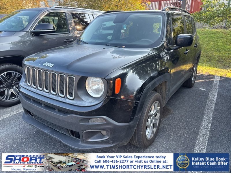 Used 2017 Jeep Renegade Latitude image 1