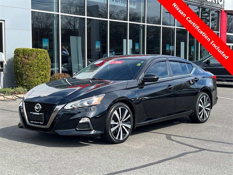 Certified 2022 Nissan Altima 2.5 SR image 1