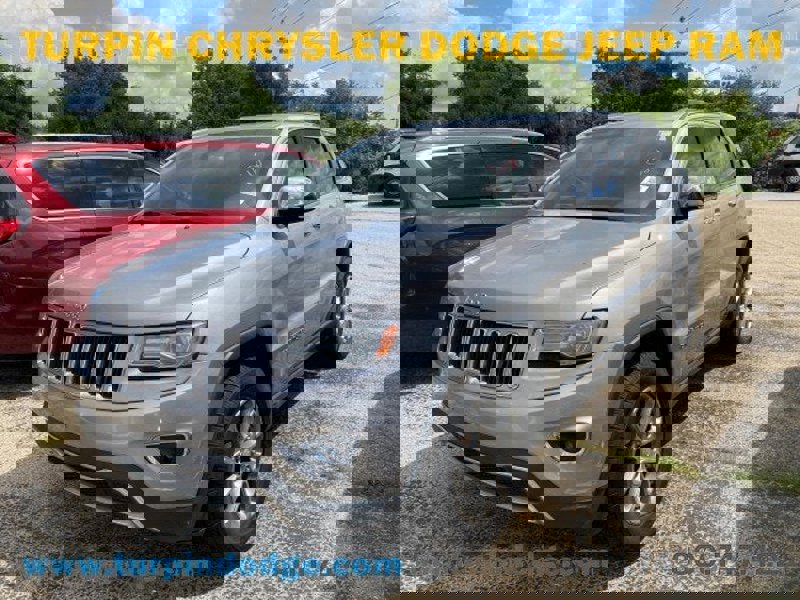 Used 2014 Jeep Grand Cherokee Limited image 1