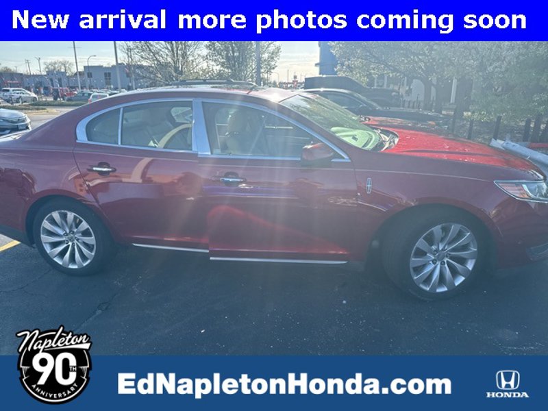 Used 2013 Lincoln MKS AWD image 1