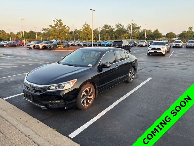 Used 2016 Honda Accord EX image 1
