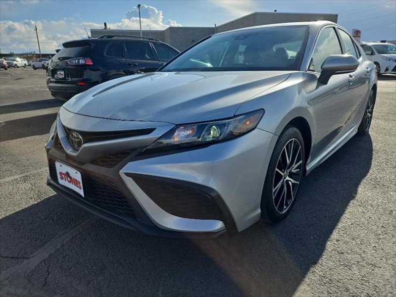 Certified 2023 Toyota Camry SE image 1