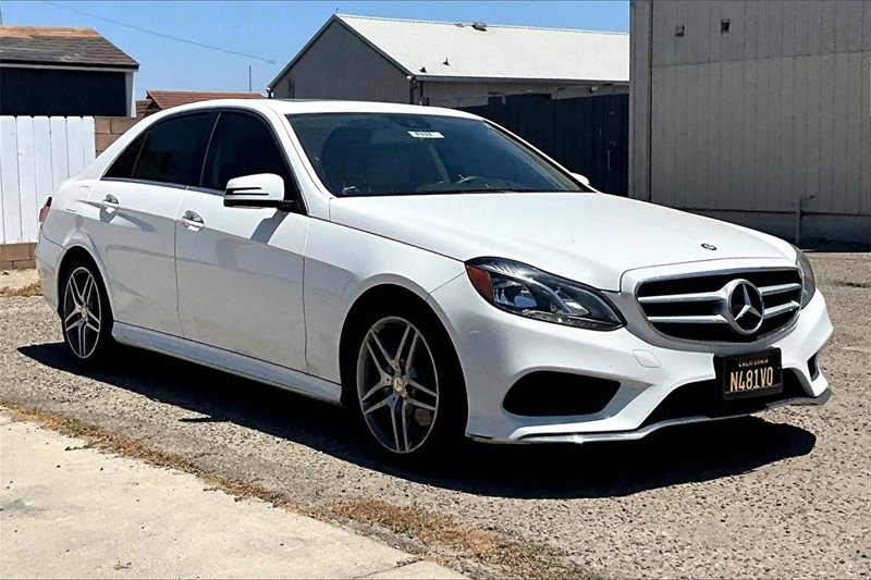 Used 2015 Mercedes-Benz E 350 4MATIC Sedan image 1
