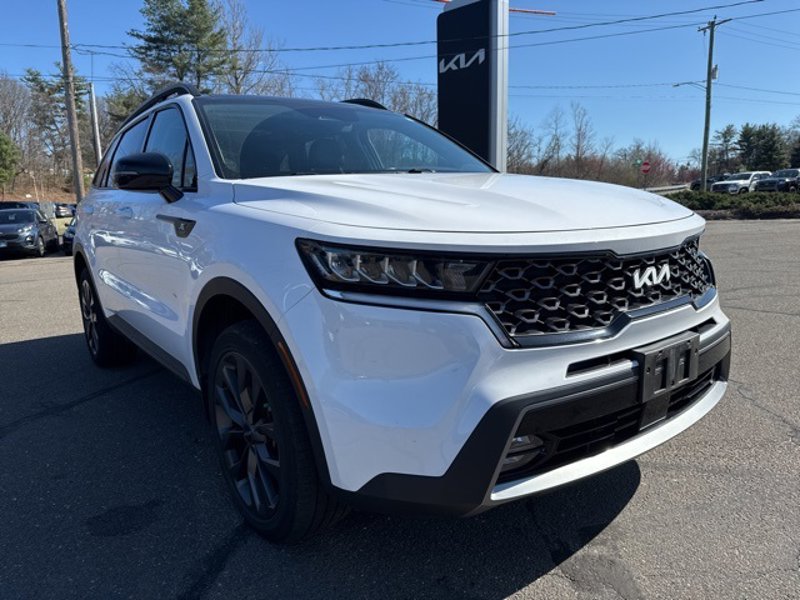 Certified 2022 Kia Sorento X-Line EX image 1