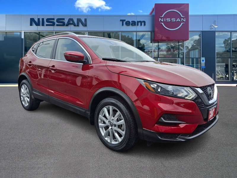 Certified 2020 Nissan Rogue Sport SV image 1