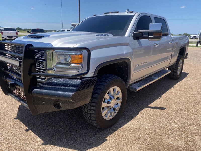 Used 2019 GMC Sierra 2500 Denali w/ Duramax Plus Package image 1