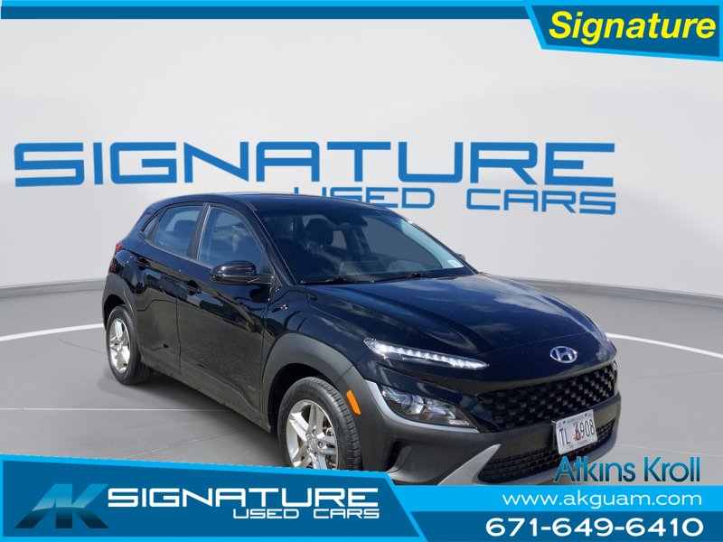 Used 2023 Hyundai Kona SE image 1
