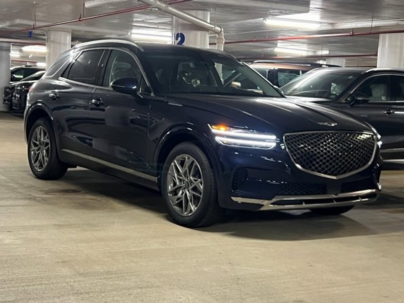 Certified 2025 Genesis GV70 2.5T image 1