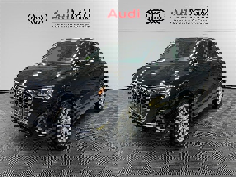 Certified 2024 Audi Q3 2.0T Premium w/ Convenience Package image 1