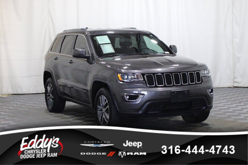 Used 2018 Jeep Grand Cherokee Laredo image 1