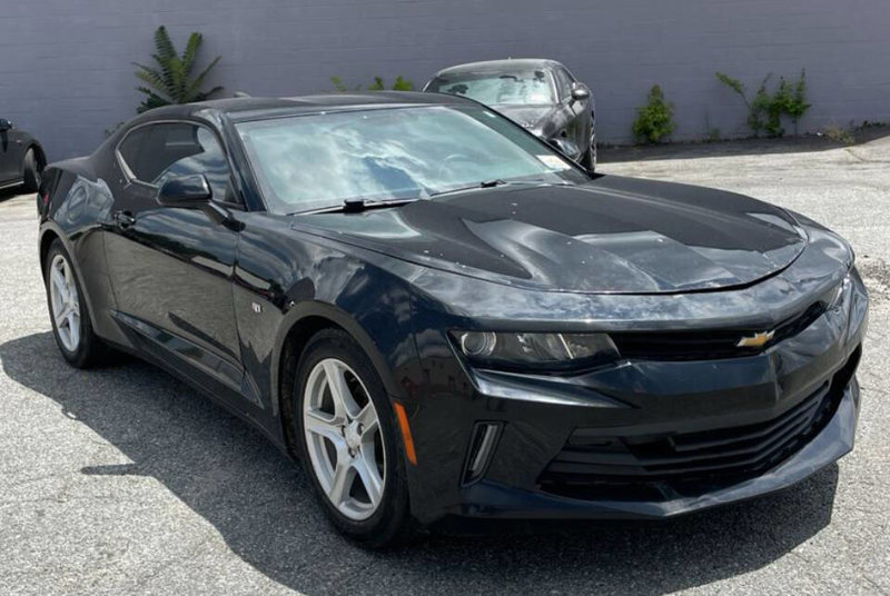 Used 2017 Chevrolet Camaro LT image 1