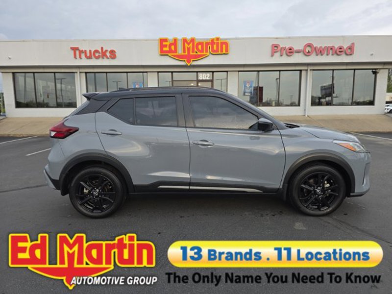 Certified 2022 Nissan Kicks SR w/ Premium Package image 1