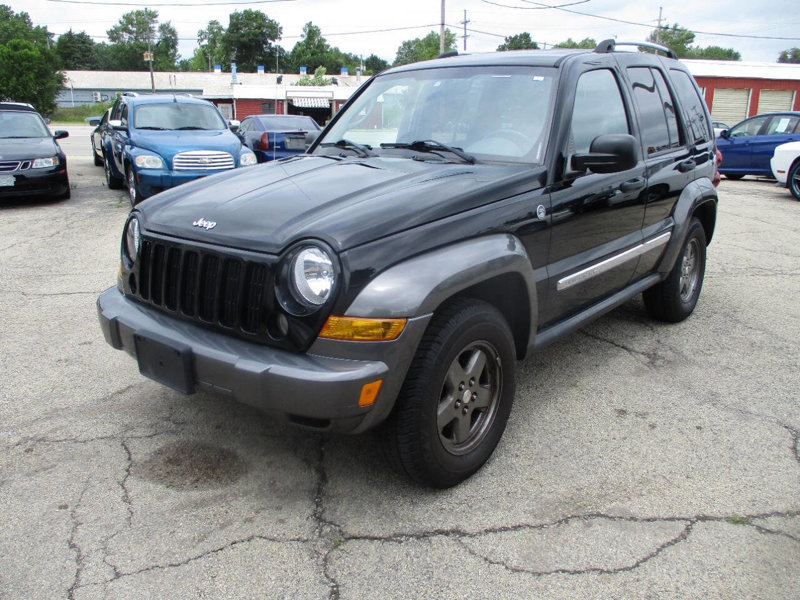 Used 2006 Jeep Liberty Sport image 1
